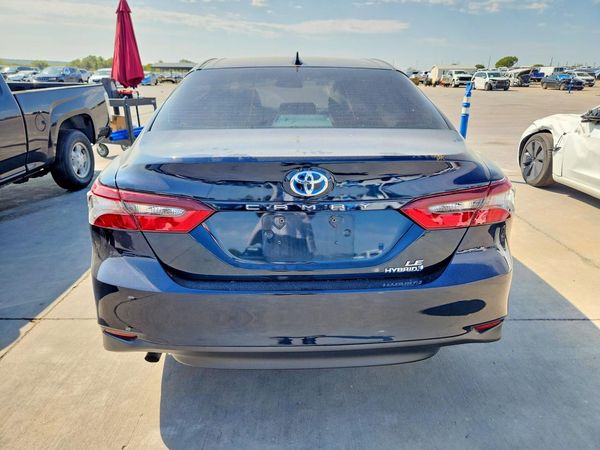 2021 TOYOTA CAMRY LE
