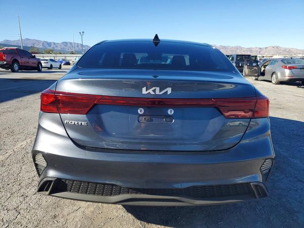 2022 KIA FORTE FE, LXS