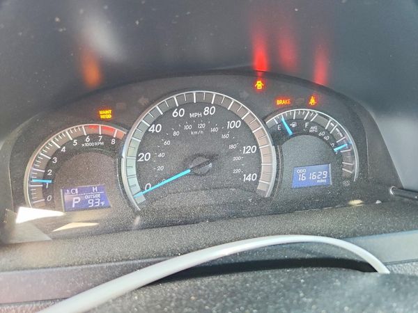 2014 TOYOTA CAMRY