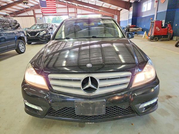 2013 MERCEDES-BENZ C C300 — DIRF