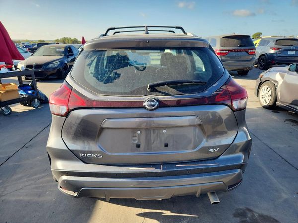 2024 NISSAN KICKS SV