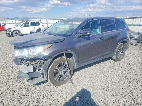 2019 TOYOTA HIGHLANDER — Front 3/4