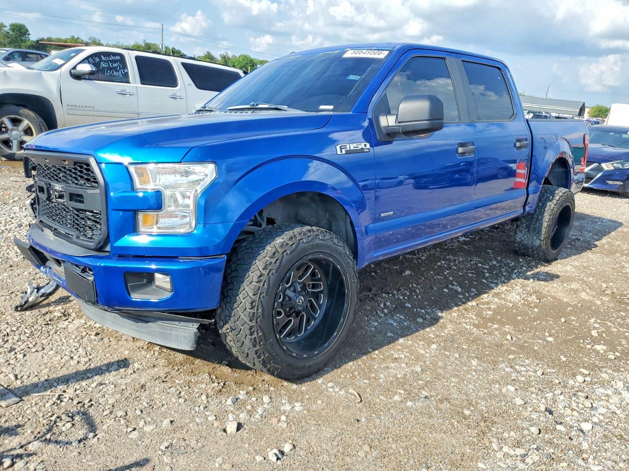 2017 FORD F150 — Front 3/4