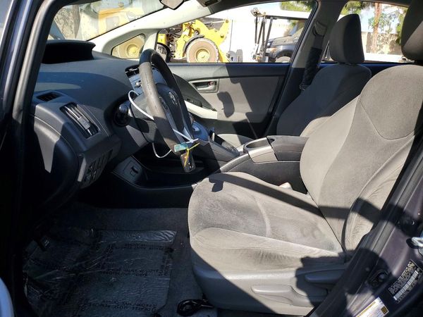 2012 TOYOTA PRIUS — DENT
