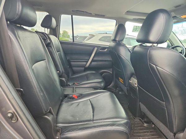 2013 TOYOTA HIGHLANDER Base/Hybrid
