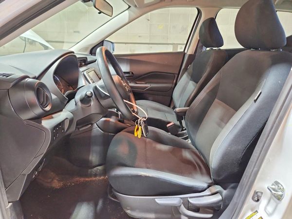 2024 NISSAN KICKS S — DENT
