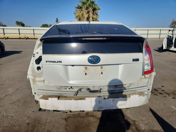2015 TOYOTA PRIUS — DIRR