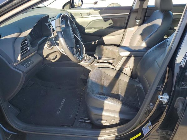 2019 HYUNDAI ELANTRA — DENT