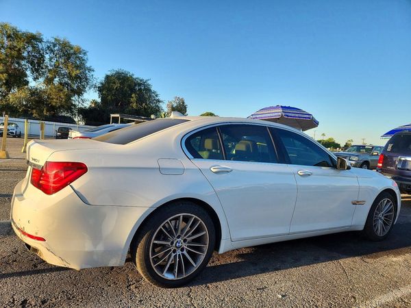 2015 BMW 740