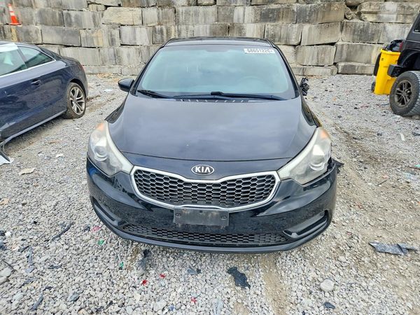 2016 KIA FORTE GL (Middle-Low Grade)