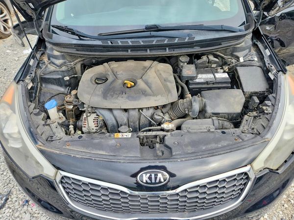 2016 KIA FORTE GL (Middle-Low Grade)