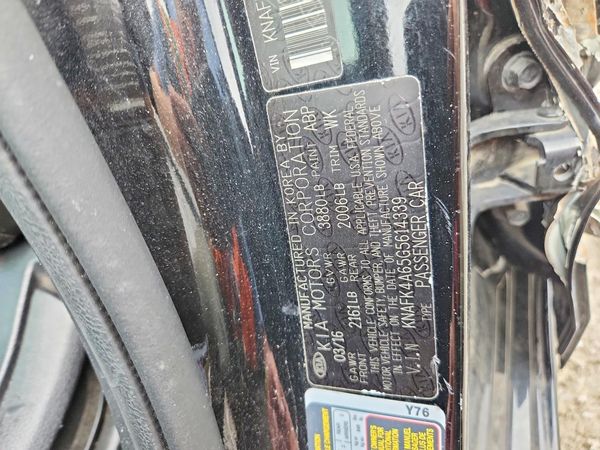 2016 KIA FORTE GL (Middle-Low Grade)