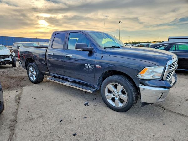 2018 RAM 1500 SLT