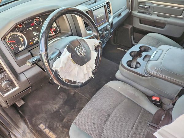 2018 RAM 1500 SLT