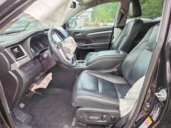 2019 TOYOTA HIGHLANDER SE/XLE — DENT