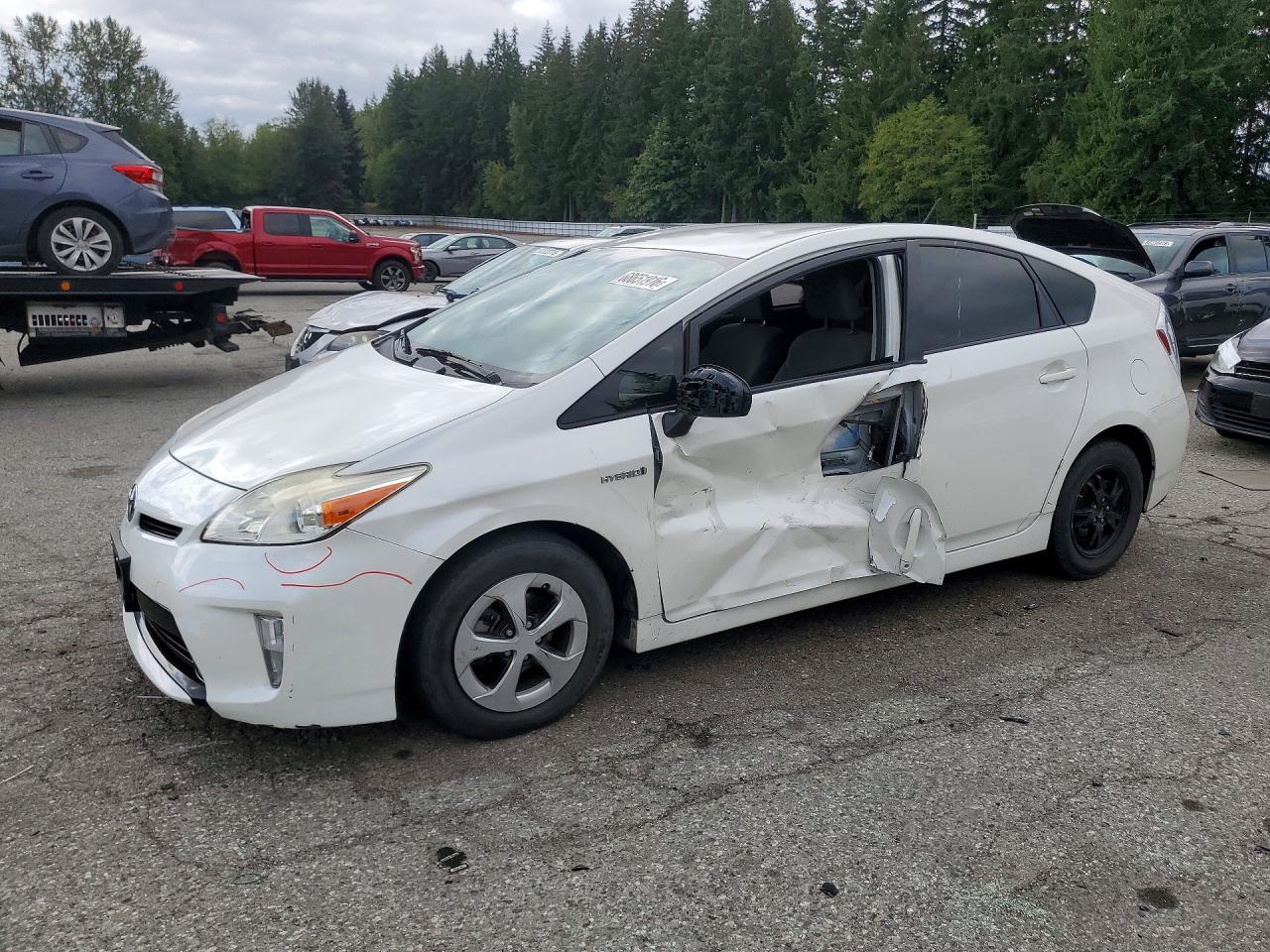 2015 TOYOTA PRIUS