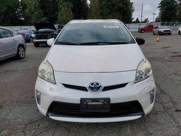 2015 TOYOTA PRIUS