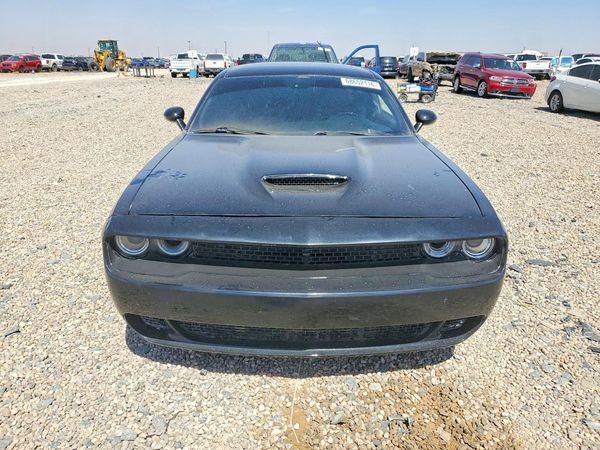 2016 DODGE CHALLENGER SRT HELLCAT