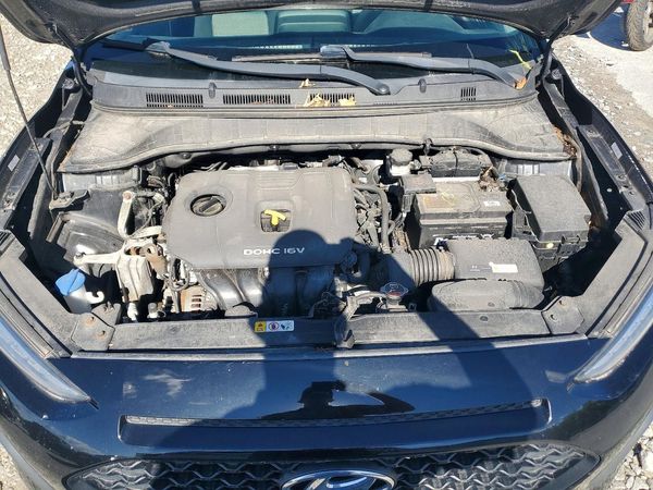 2019 HYUNDAI KONA SE — Engine bay