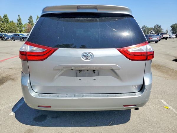 2017 TOYOTA SIENNA LE Mobility/LE — DIRR