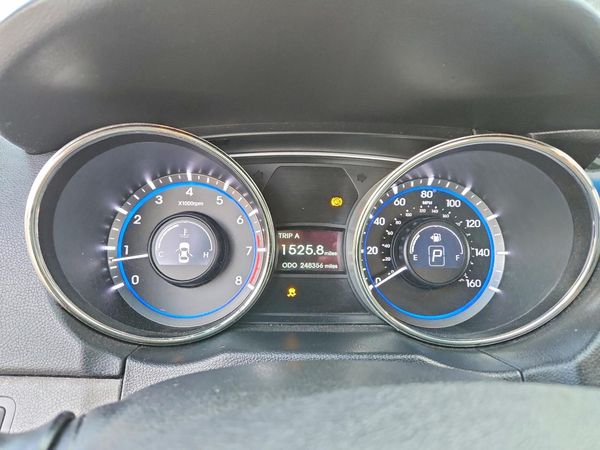 2012 HYUNDAI SONATA — ODOM