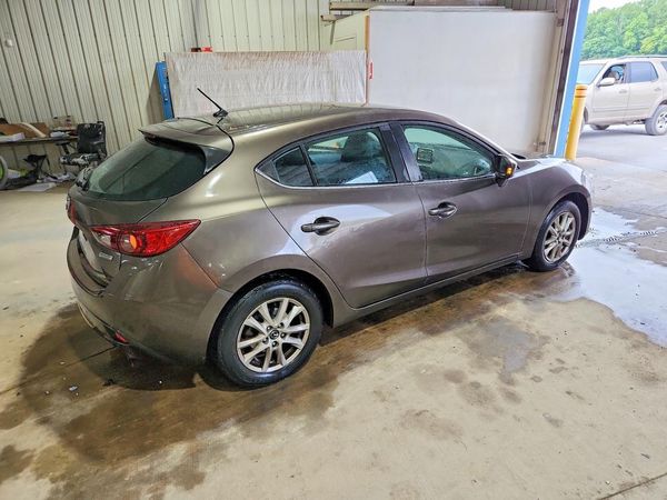 2015 MAZDA 3 Touring/GS