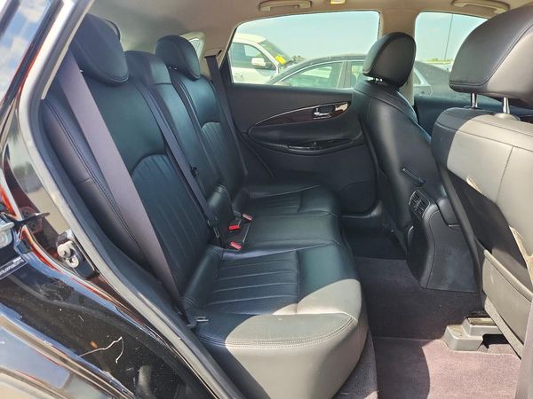 2016 INFINITI QX50