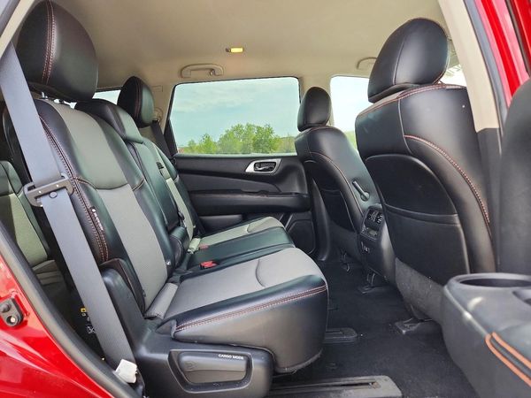 2019 NISSAN PATHFINDER