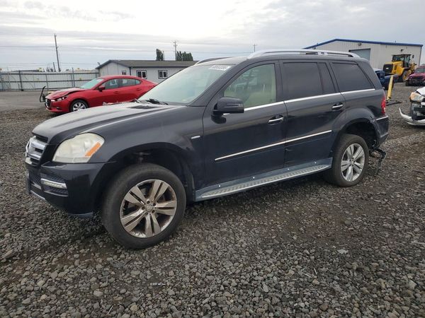 2012 MERCEDES-BENZ GL GL350 BLUETEC 4-MATIC — Front 3/4
