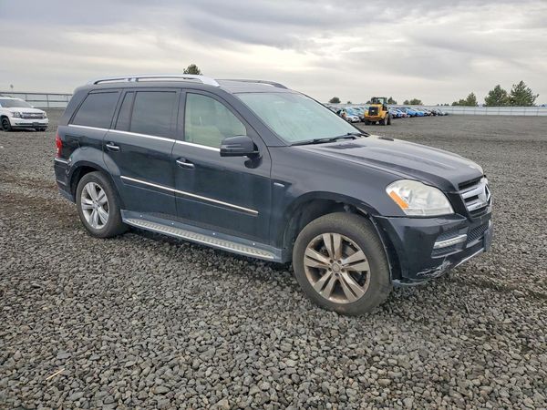 2012 MERCEDES-BENZ GL GL350 BLUETEC 4-MATIC — Passenger 3/4
