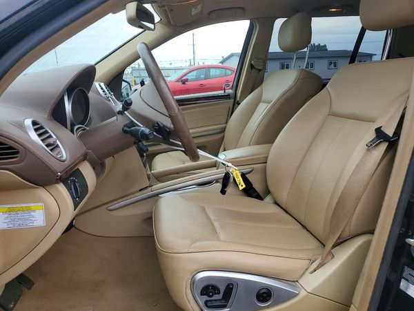 2012 MERCEDES-BENZ GL GL350 BLUETEC 4-MATIC — DENT