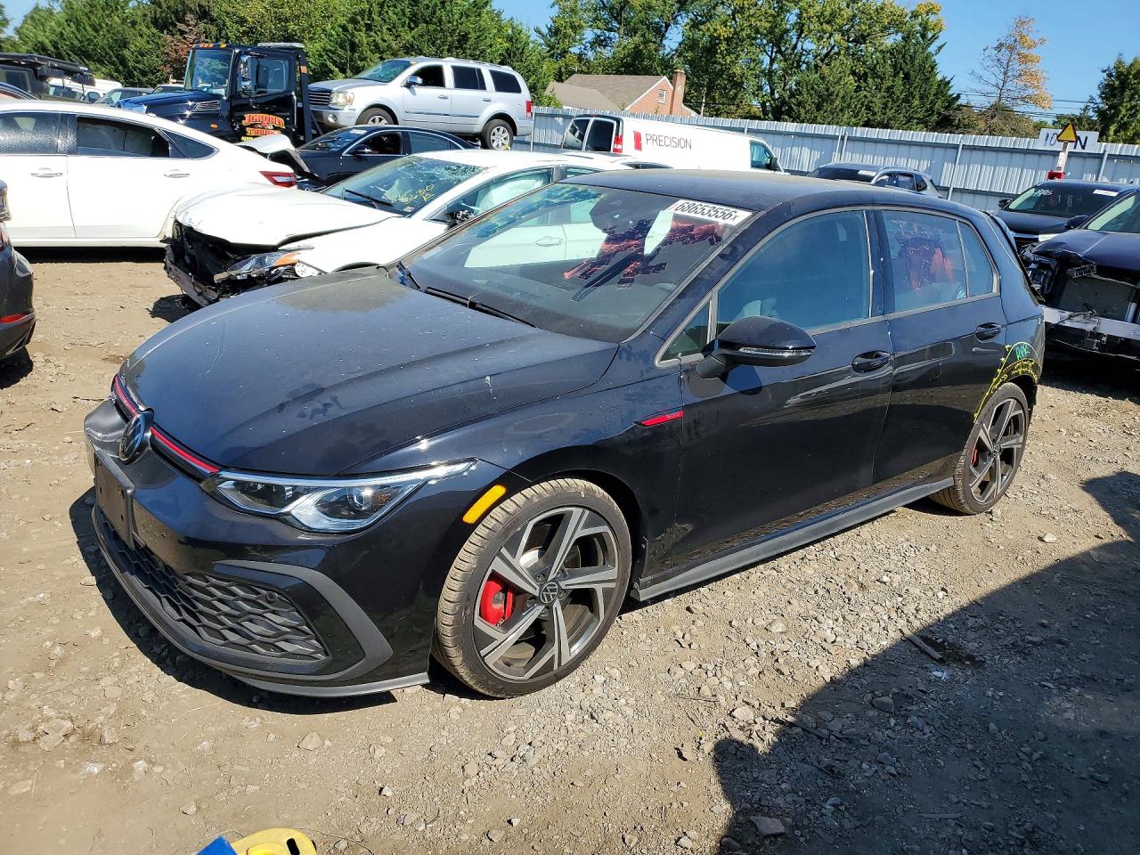 2024 VOLKSWAGEN GTI — Front 3/4