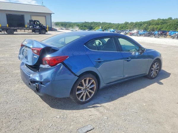 2017 MAZDA 3 Touring