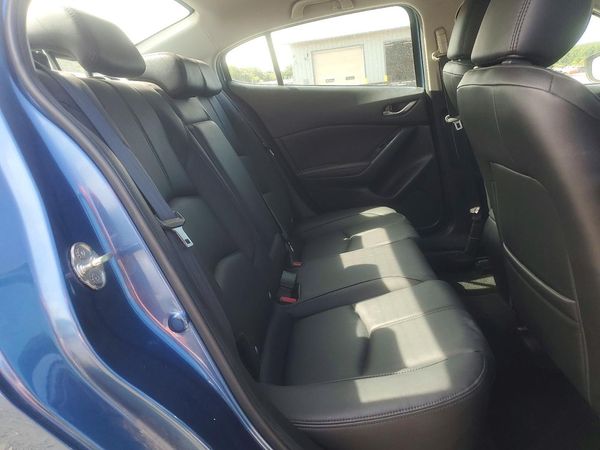 2017 MAZDA 3 Touring