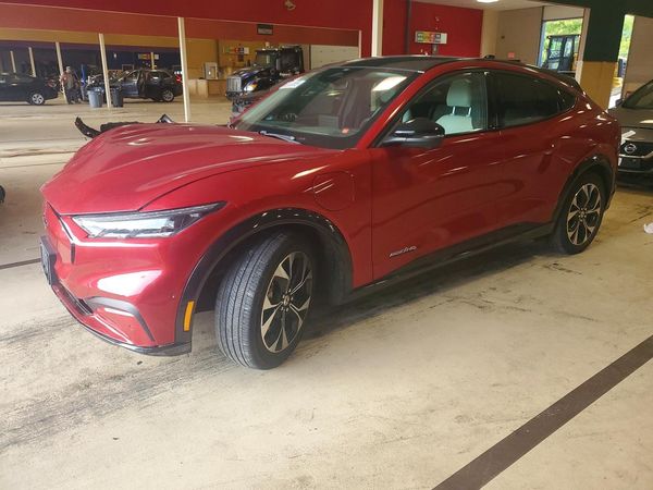 2021 FORD MUSTANG — DSFA — Front 3/4