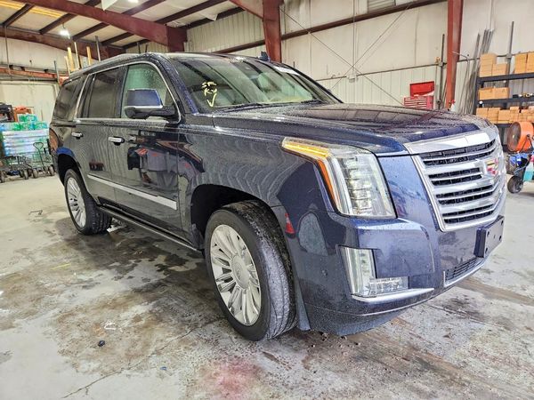2018 CADILLAC ESCALADE