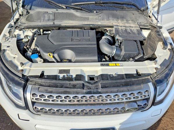 2018 LAND ROVER RANGE ROVER EVOQUE HSE — Engine bay