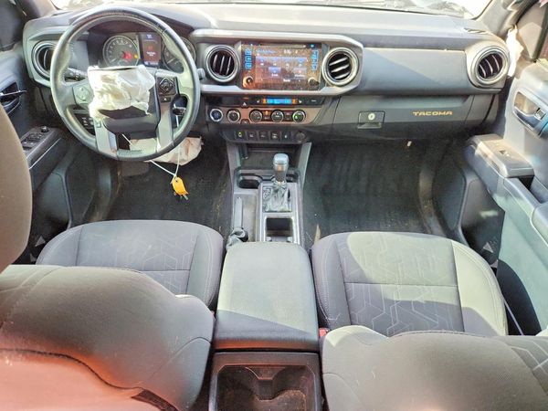 2017 TOYOTA TACOMA
