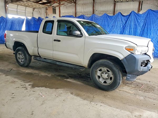 2017 TOYOTA TACOMA SR/SR5