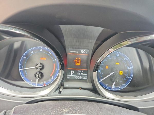 2015 TOYOTA COROLLA L/LE