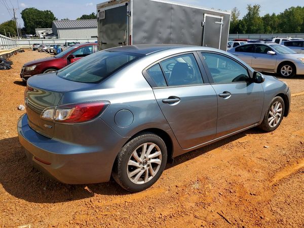 2013 MAZDA 3 Touring/GS