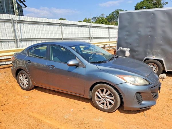 2013 MAZDA 3 Touring/GS