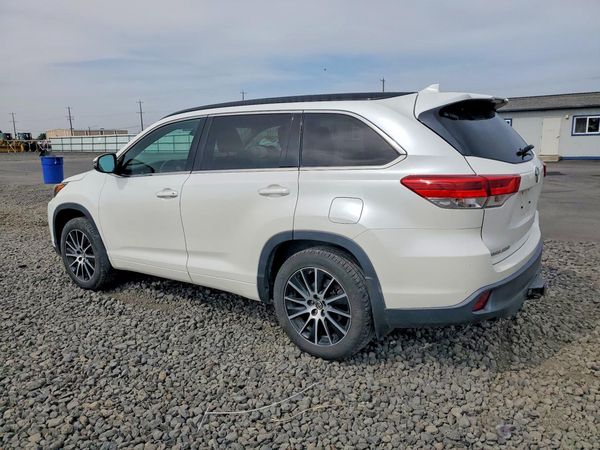 2017 TOYOTA HIGHLANDER SE/XLE