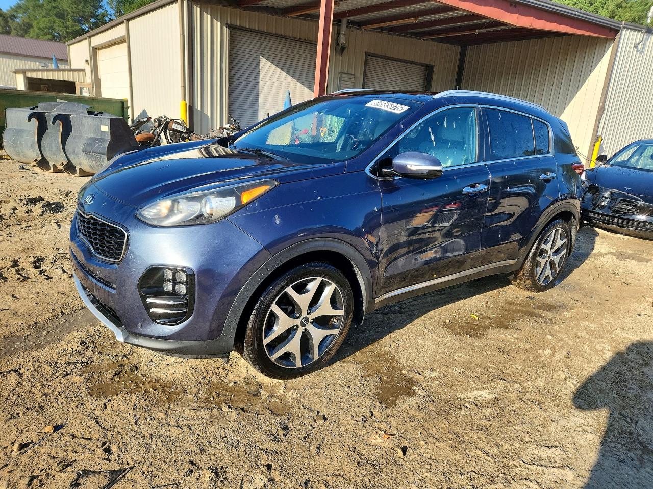 2017 KIA SPORTAGE SX Turbo — Front 3/4