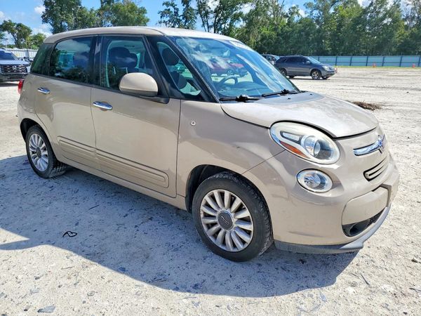 2014 FIAT 500 EASY — Passenger 3/4