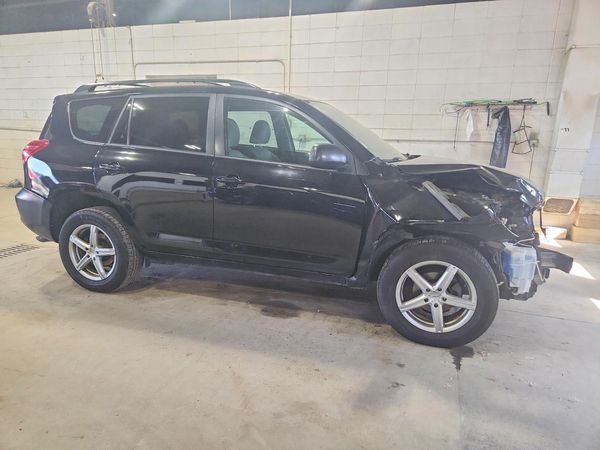 2012 TOYOTA RAV4 Standard