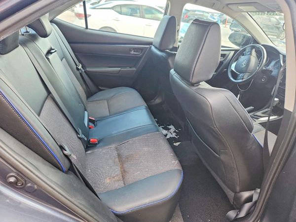 2017 TOYOTA COROLLA