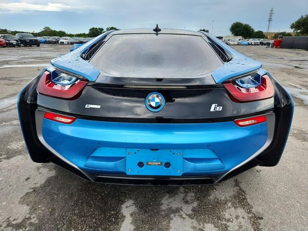 2015 BMW I8