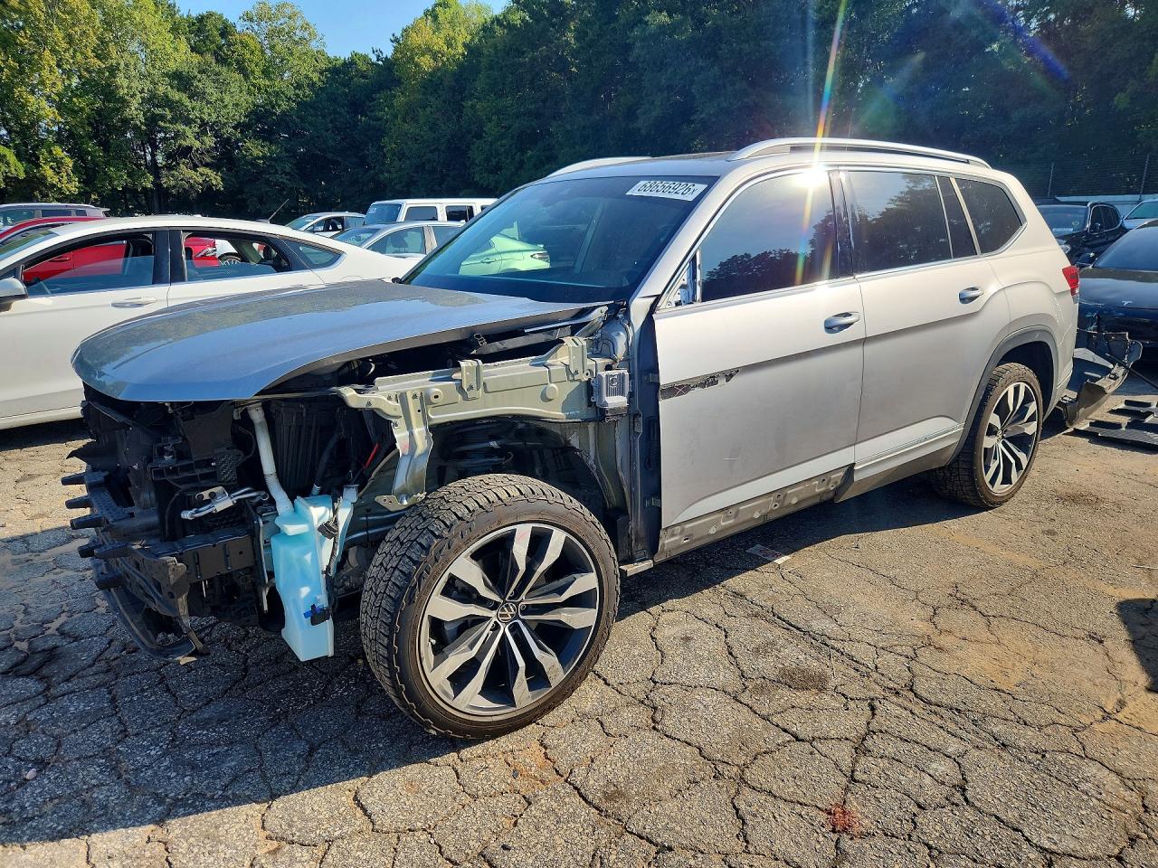 2021 VOLKSWAGEN ATLAS — Front 3/4