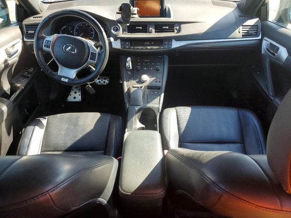 2012 LEXUS CT 200h